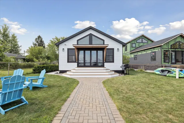 $1,499,900 | 9098 Dexter-Pinckney Road, Pinckney, MI 48169