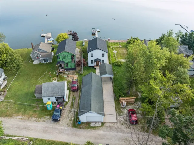 $1,499,900 | 9098 Dexter-Pinckney Road, Pinckney, MI 48169