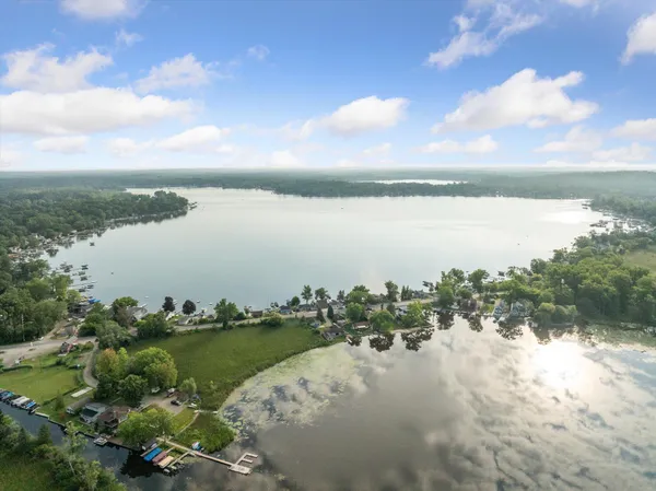 $1,499,900 | 9098 Dexter-Pinckney Road, Pinckney, MI 48169