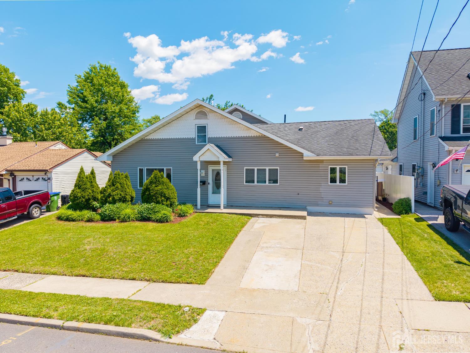 24 Winthrop Road Edison, NJ 08817 - Photo 3 of 42