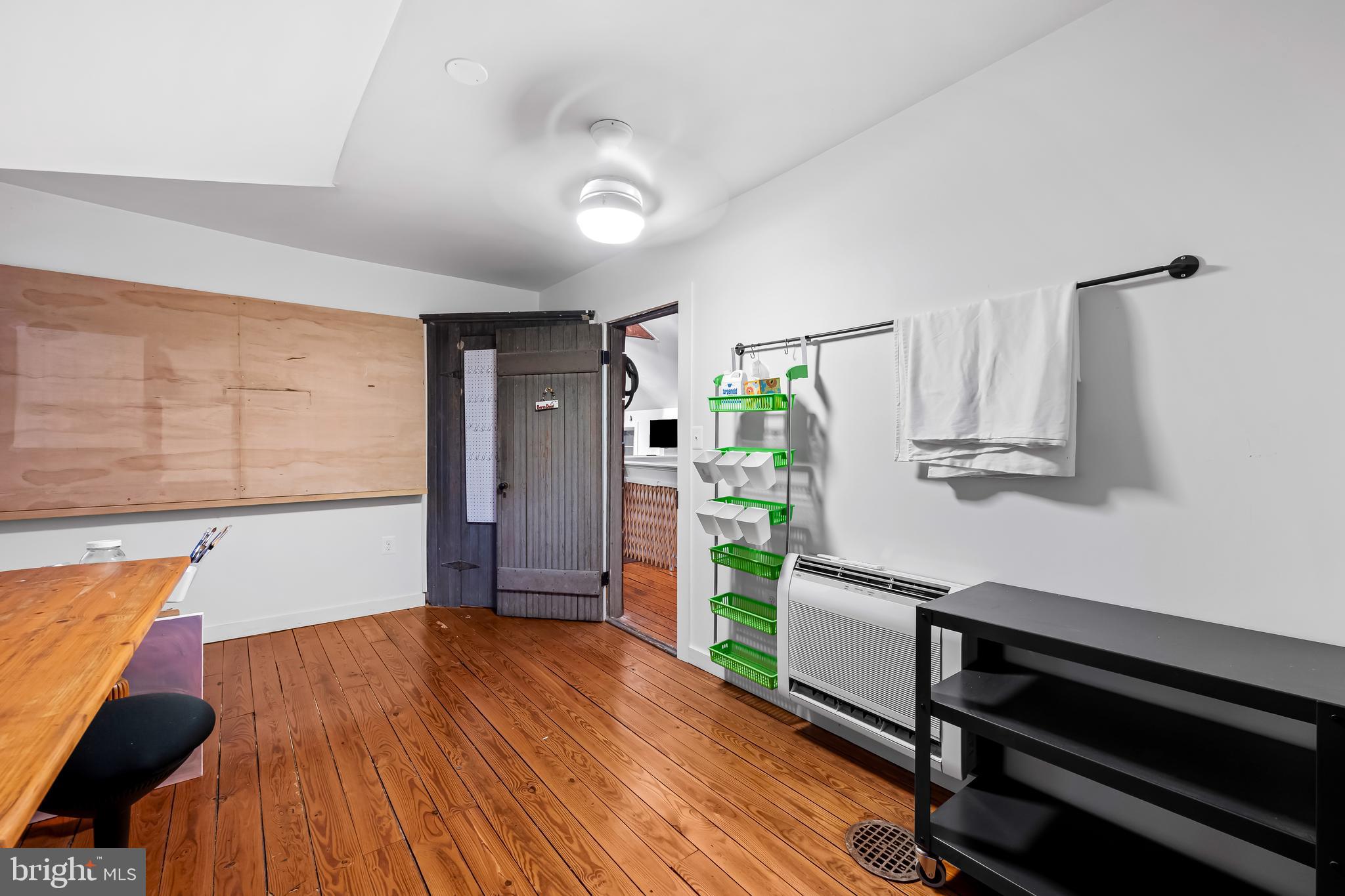 8412 Stevenson Road Baltimore, MD 21208 - Photo 16 of 77