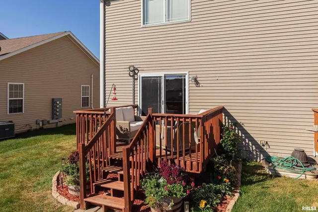 $195,000 | 1729 Jenna Drive, Davenport, IA 52804
