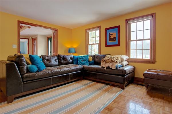 267 River Road Andover, MA 01810 - Photo 5 of 30 Gallery Image 5