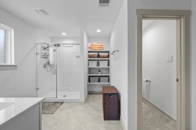 a view of walk in closet