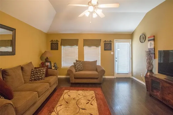$2,250 | 2806 Morgan Drive, Celina, TX 75009