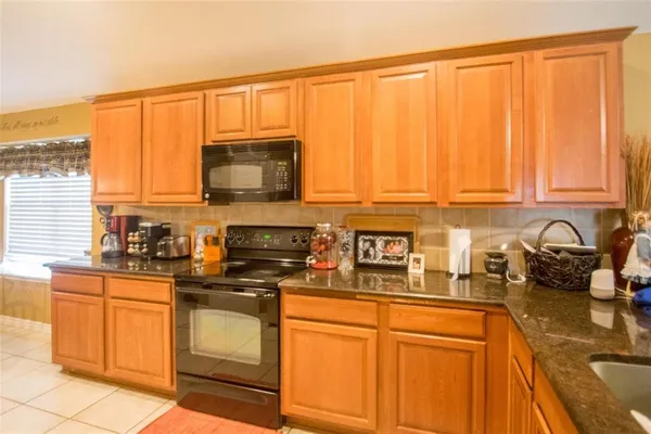 $2,250 | 2806 Morgan Drive, Celina, TX 75009