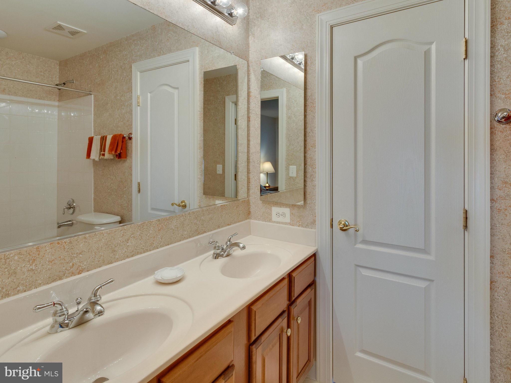 2782 Cody Road Vienna, VA 22181 - Photo 19 of 30 SHARED BATH