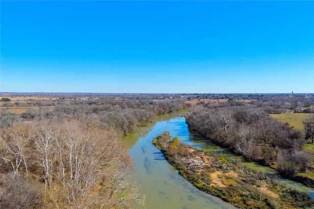 $6,522,260 | 531 State Highway 71, Smithville, TX 78957