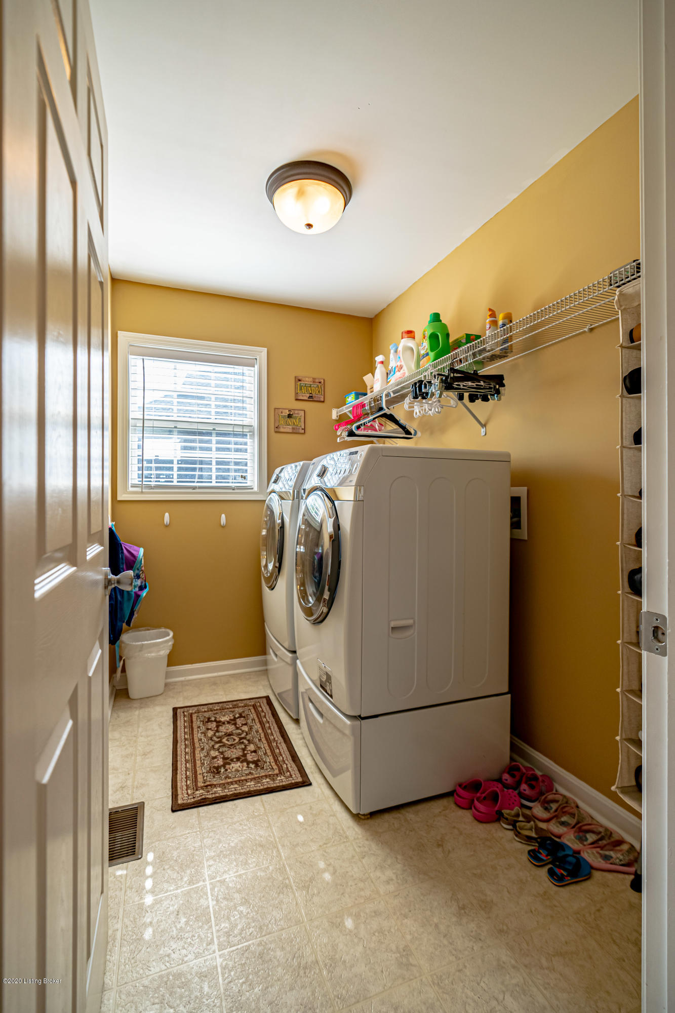 6716 Obryan Road Louisville, KY 40291 - Photo 42 of 61 DSC01490