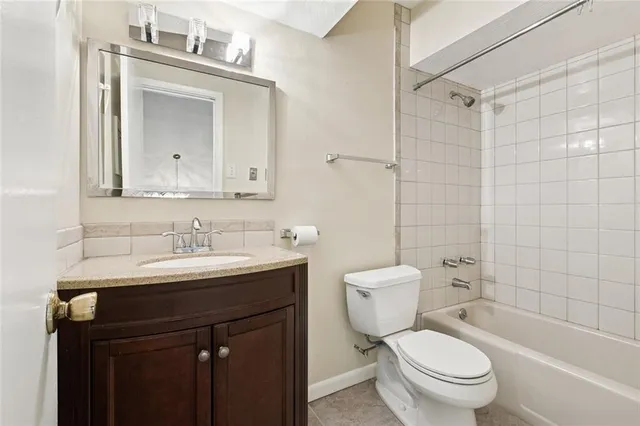 $325,000 | 5221 Alexander Drive, Metairie, LA 70003