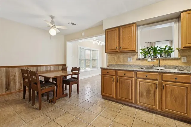 $325,000 | 5221 Alexander Drive, Metairie, LA 70003