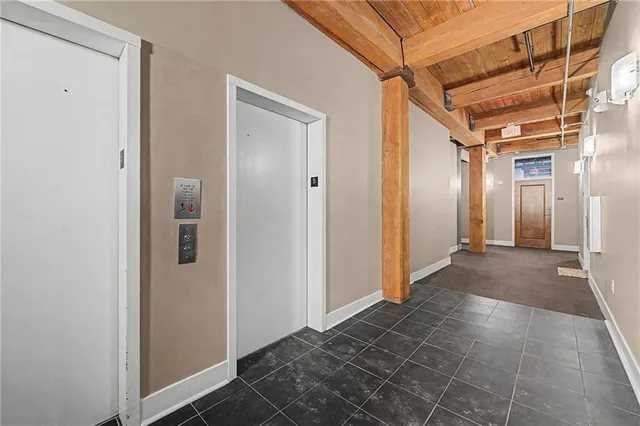 $385,000 | 712 Broadway Boulevard, Unit 503, Kansas City, MO 64105