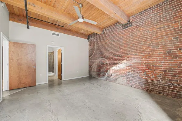 $364,900 | 712 Broadway Boulevard, Unit 503, Kansas City, MO 64105