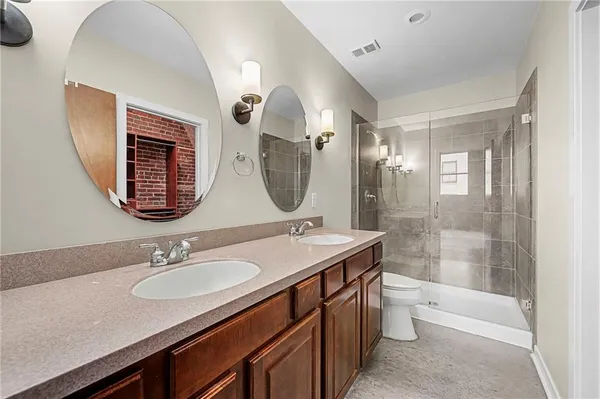 $364,900 | 712 Broadway Boulevard, Unit 503, Kansas City, MO 64105
