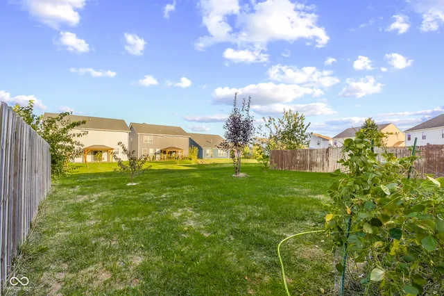 $329,000 | 1950 Lakecrest Drive, Columbus, IN 47201