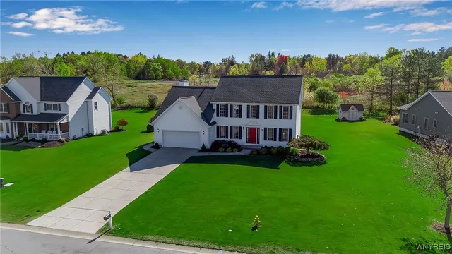 $645,000 | 46 Ferndale Drive, Orchard Park, NY 14127