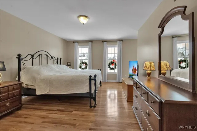 $645,000 | 46 Ferndale Drive, Orchard Park, NY 14127