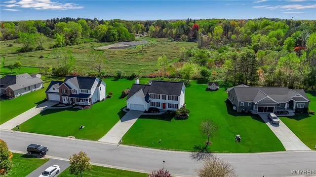 $645,000 | 46 Ferndale Drive, Orchard Park, NY 14127