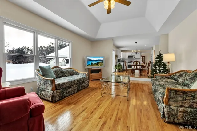 $645,000 | 46 Ferndale Drive, Orchard Park, NY 14127