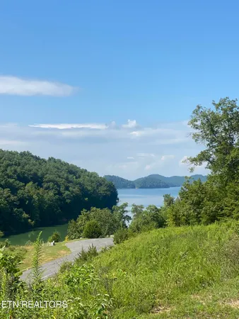 $79,900 | Lot 10 Stone Cove Way, Dandridge, TN 37725