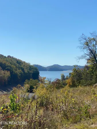 $79,900 | Lot 10 Stone Cove Way, Dandridge, TN 37725