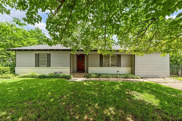 $169,900 | 607 East Pine Street, West, TX 76691