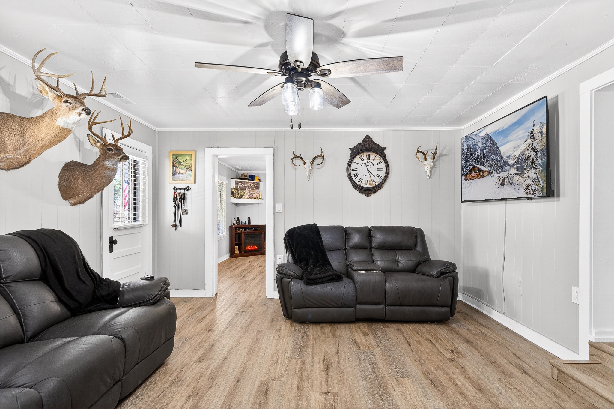 1700 Hannah Branch Road Liberty, TN 37095 - Photo 13 of 59 a living room with furniture and a wooden floor