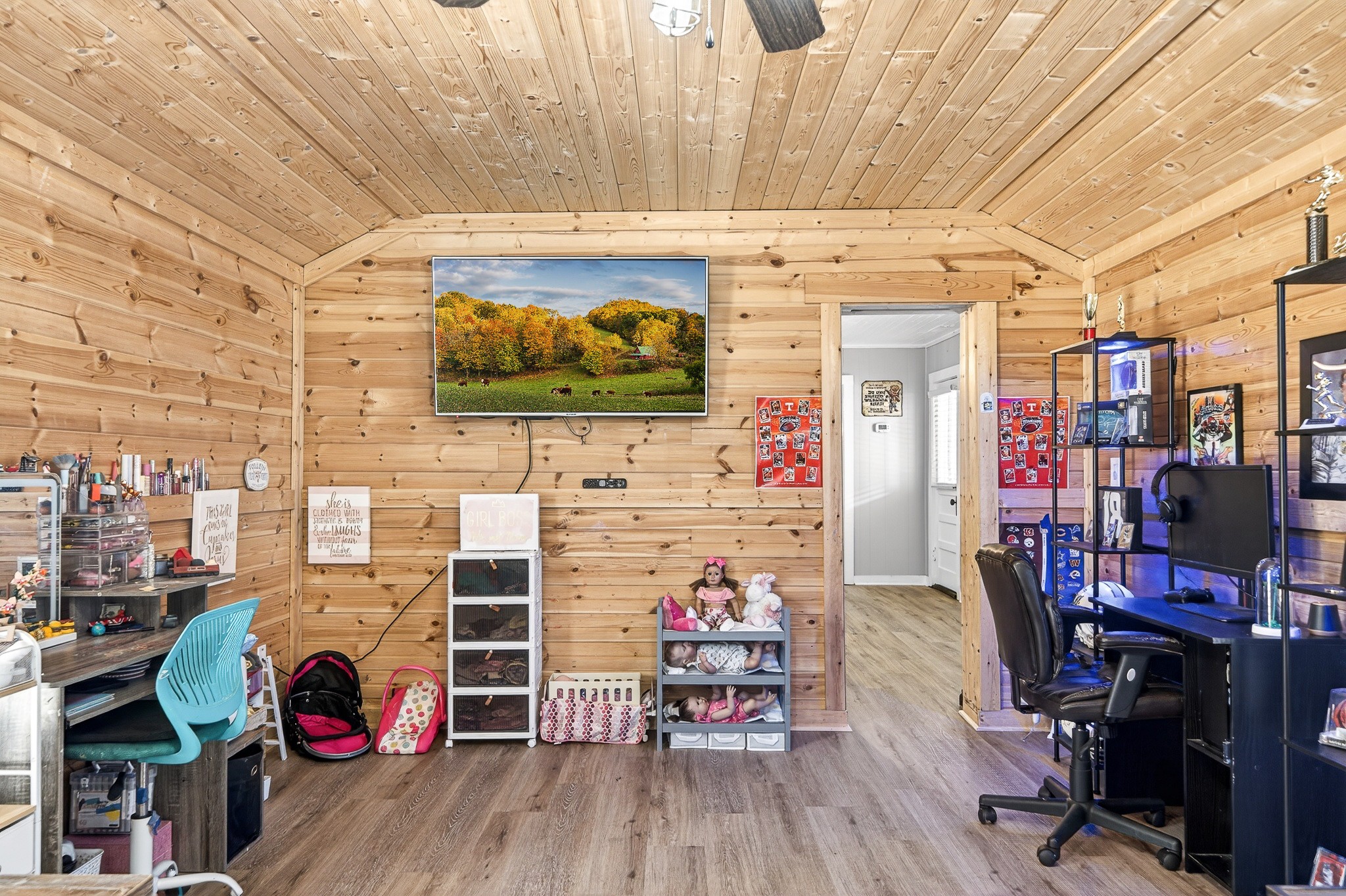 1700 Hannah Branch Road Liberty, TN 37095 - Photo 19 of 59 a living room with furniture and a flat screen tv