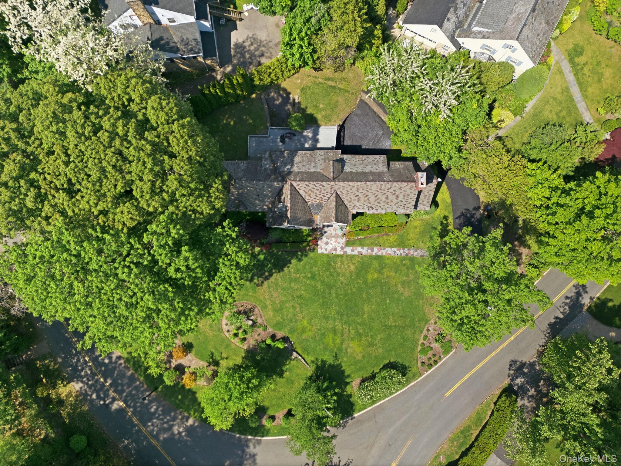 14 Overhill Road New Rochelle, NY 10804 - Photo 50 of 54