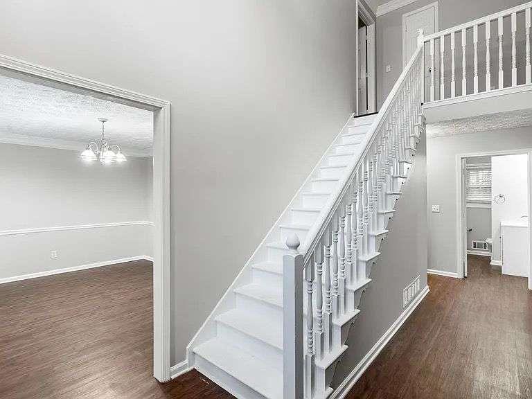 2247 June Court Southwest Marietta, GA 30008 - Photo 5 of 8