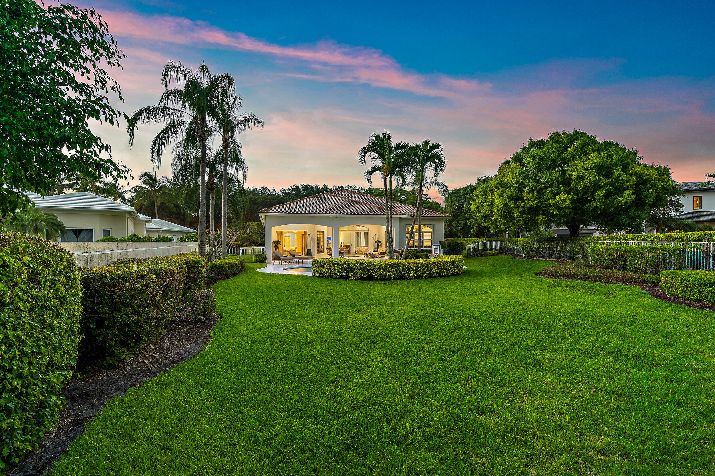 210 Regatta Drive Jupiter, FL 33477 - Photo 21 of 30 Yard