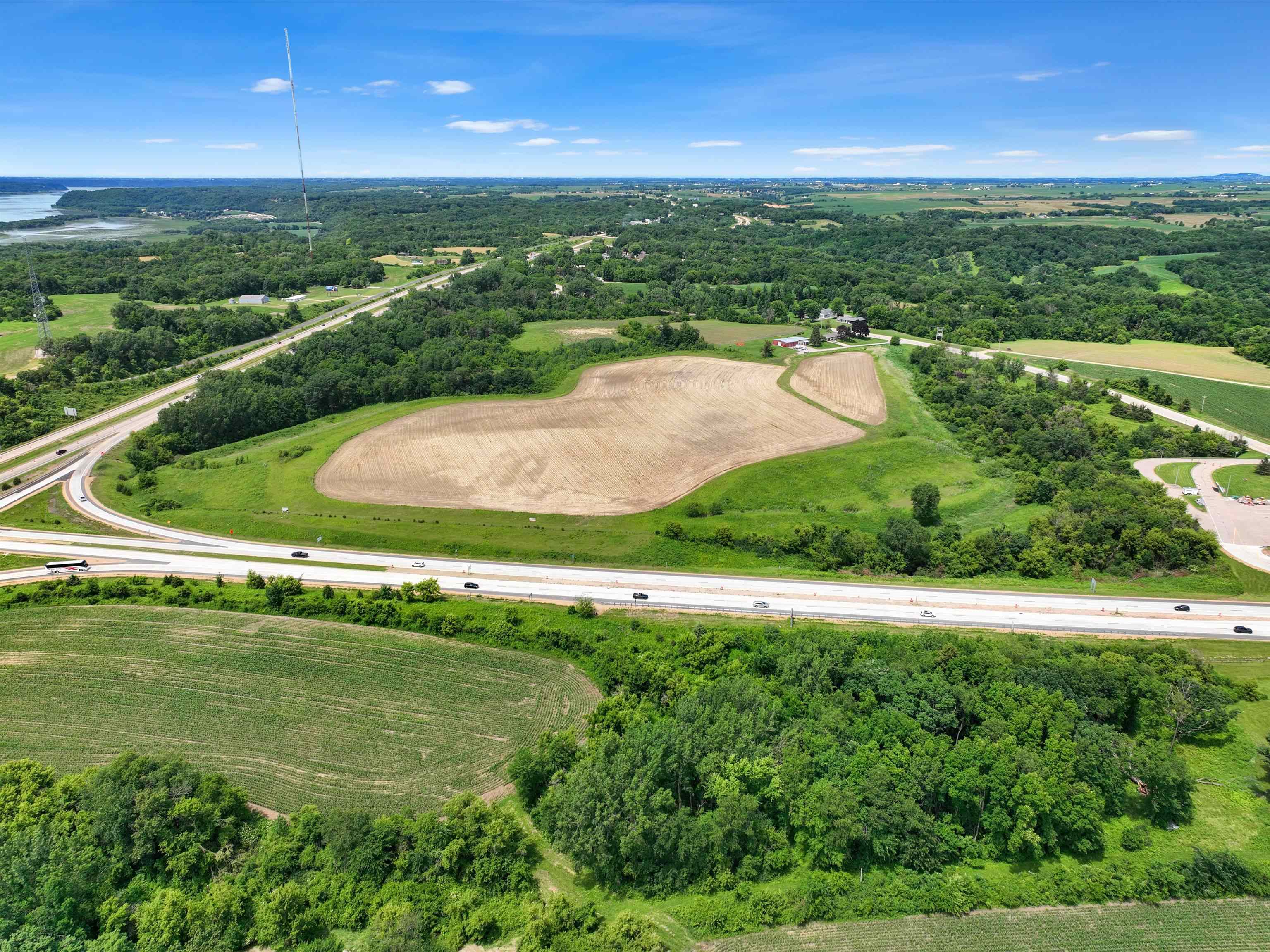 527 Badger Road Hazel Green, WI 53811 - Photo 6 of 13