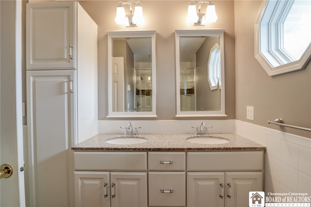 44 Spruce Street Jamestown, NY 14701 - Photo 36 of 44