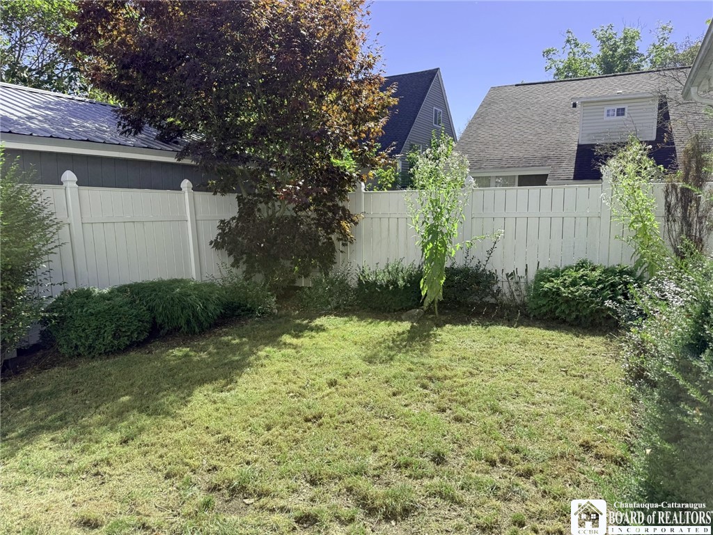 44 Spruce Street Jamestown, NY 14701 - Photo 7 of 44