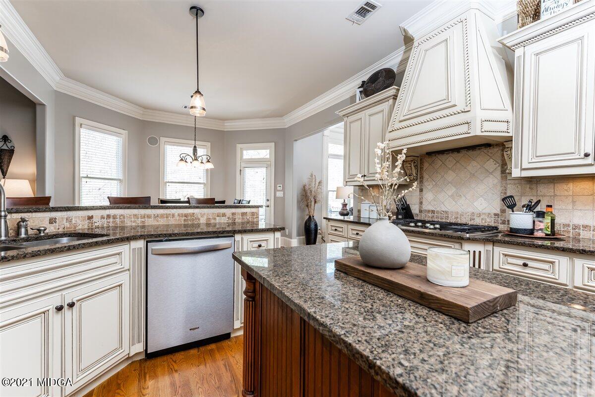 304 Freedom Drive Forsyth, GA 31029 - Photo 26 of 61 27-DSC07893
