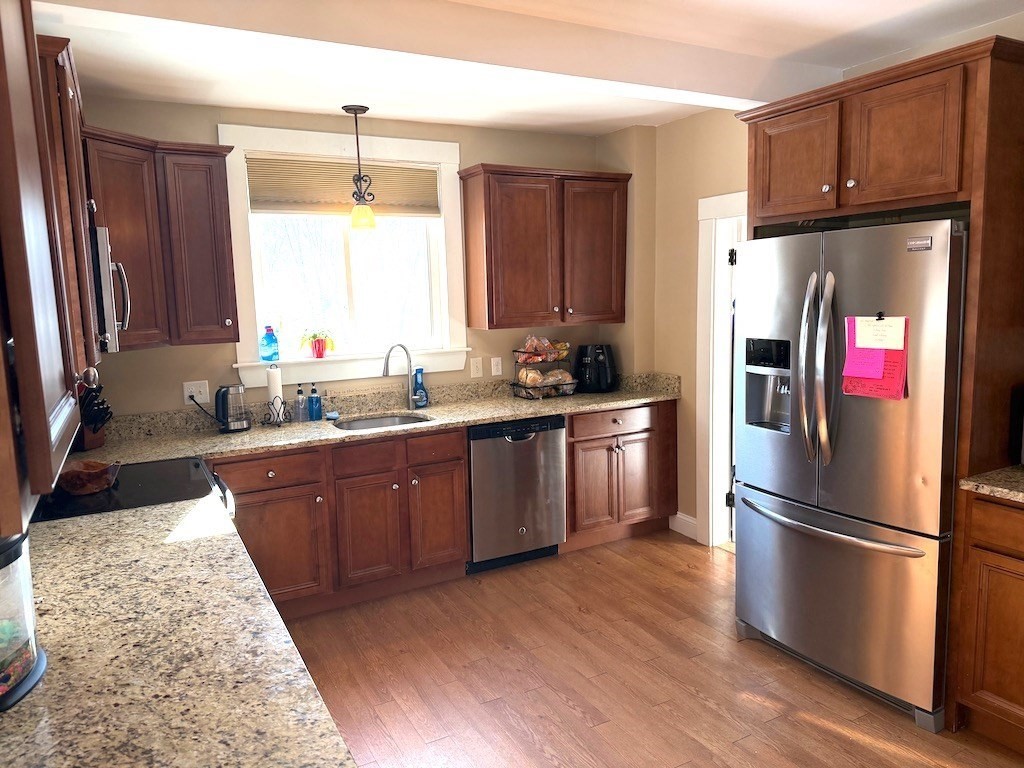 459 High Street Bridgewater, MA 02324 - Photo 3 of 33