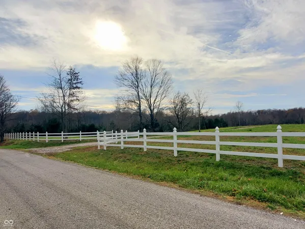 $675,000 | 5695 South County Road 300 West, North Vernon, IN 47265