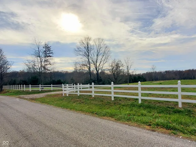 $698,000 | 5695 South County Road 300 West, North Vernon, IN 47265