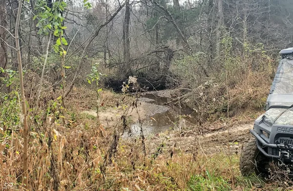 $675,000 | 5695 South County Road 300 West, North Vernon, IN 47265