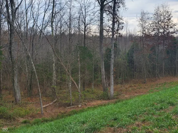 $675,000 | 5695 South County Road 300 West, North Vernon, IN 47265