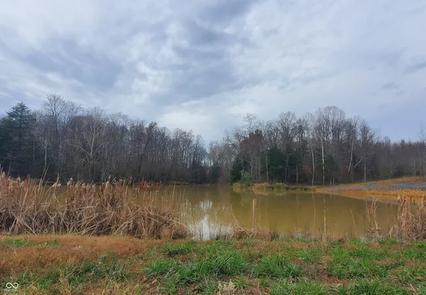 $675,000 | 5695 South County Road 300 West, North Vernon, IN 47265