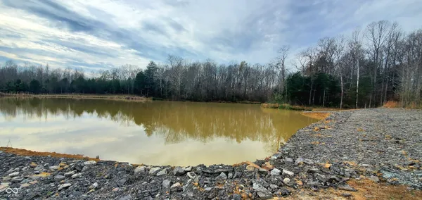 $675,000 | 5695 South County Road 300 West, North Vernon, IN 47265