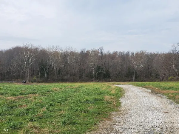 $675,000 | 5695 South County Road 300 West, North Vernon, IN 47265