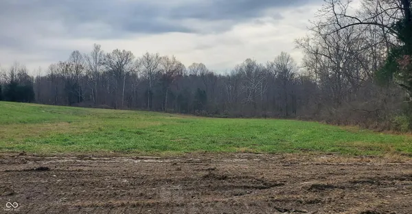 $675,000 | 5695 South County Road 300 West, North Vernon, IN 47265