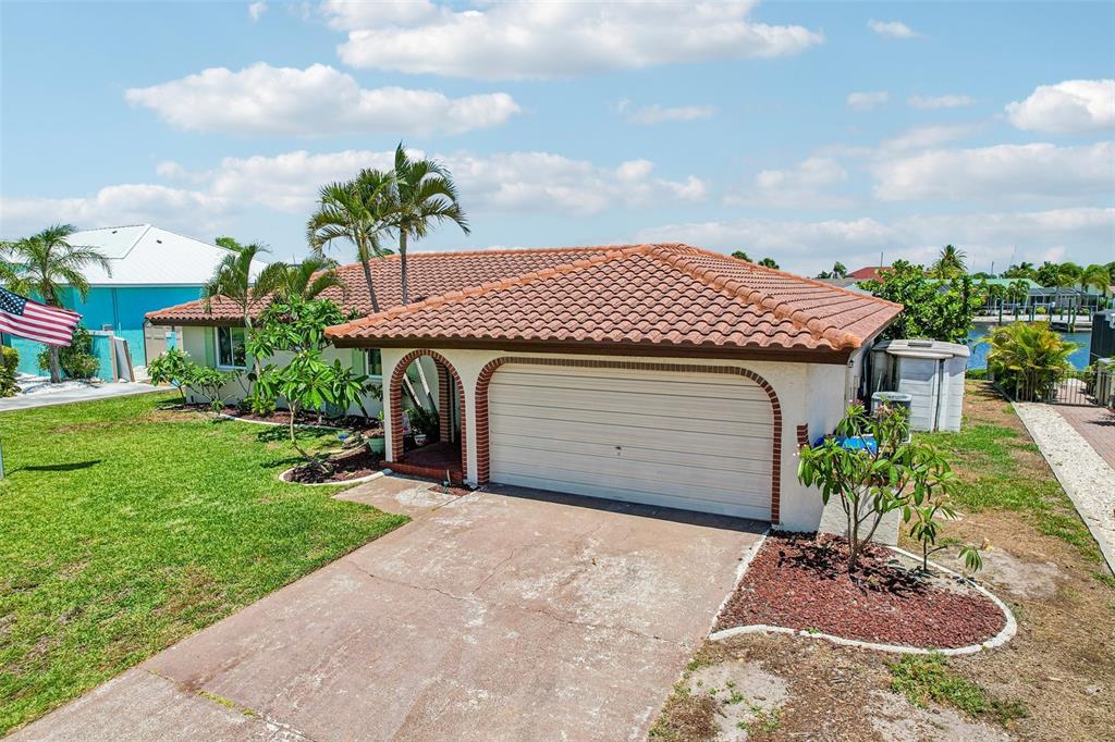 801 Flamingo Drive Apollo Beach, FL 33572 - Photo 6 of 77