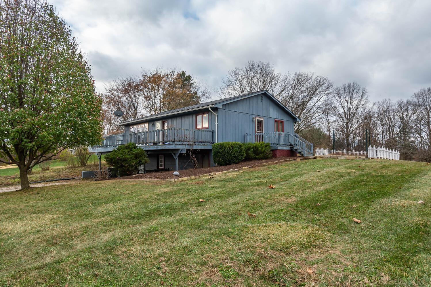 7639 North Bottom Road Ellettsville, IN 47429 - Photo 3 of 27