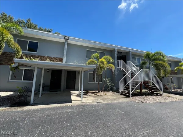 $1,095 | 1825 Oak Lane, Fort Myers, FL 33901