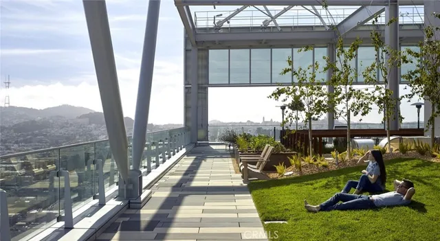 $4,111 | 100 Van Ness Avenue, Unit 1810, San Francisco, CA 94102