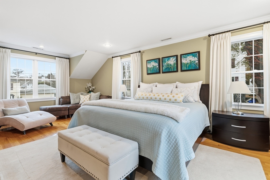 9 Cottage Street, Unit 9 Woburn, MA 01801 - Photo 11 of 27