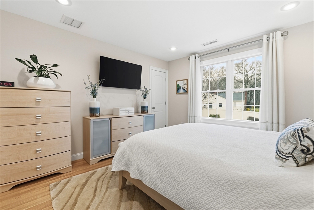 9 Cottage Street, Unit 9 Woburn, MA 01801 - Photo 17 of 27